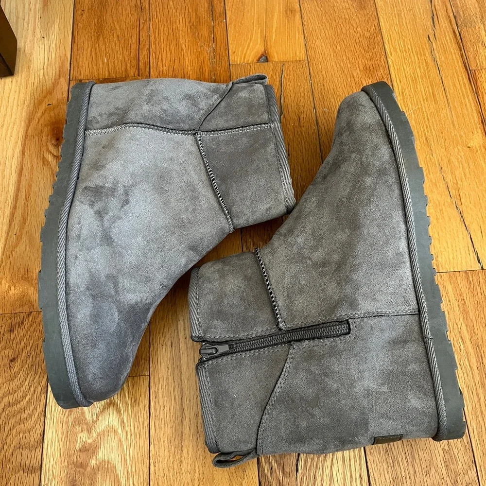 NWOT Dunes‎ Women's hidden wedge boot size 11